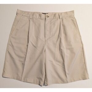 Adidas Golf Shorts Mens 34Tan Khaki Pleated Front Polyester EXCELLENT condition!